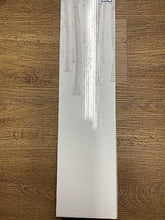 Load image into Gallery viewer, EAMBRITE Weißer Oster Baum mit bunten Eiern, Batterie betriebener Zweigbaum mit Lichtern, Oster Geschenke für Kinder (60 cm/24 LEDs)