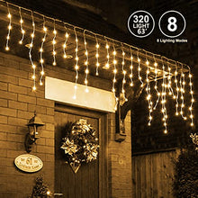 Load image into Gallery viewer, DELICHTER LED deko, 320 LEDs Eisregen Lichterketten mit 8 Modis, Strombetrieb für innen und außen, Garten, Rasen, Dach, Haus, Weihnchten(Warmweiß)