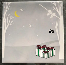 Load image into Gallery viewer, EAMBRITE 3PK Light up Boxes Multi-Colour LED Gift Box with Lights Plug in for Outdoor Christmas Decorations Gifts for Girls Kids Beloved